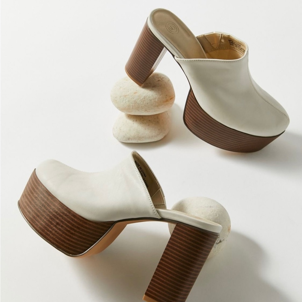 Urban Outfitters Mule Clogs